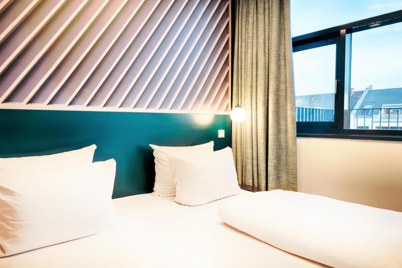 B&B Hotel Muenchen-Moosach Exteriör bild