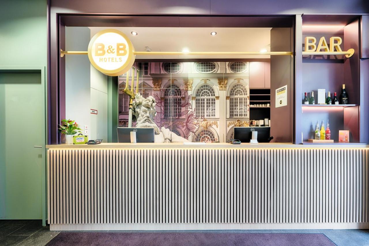 B&B Hotel Muenchen-Moosach Exteriör bild