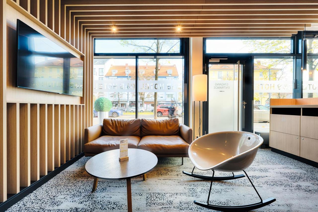 B&B Hotel Muenchen-Moosach Exteriör bild