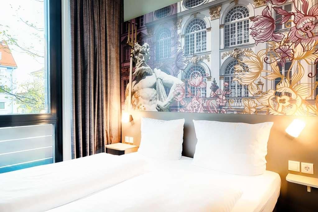 B&B Hotel Muenchen-Moosach Rum bild